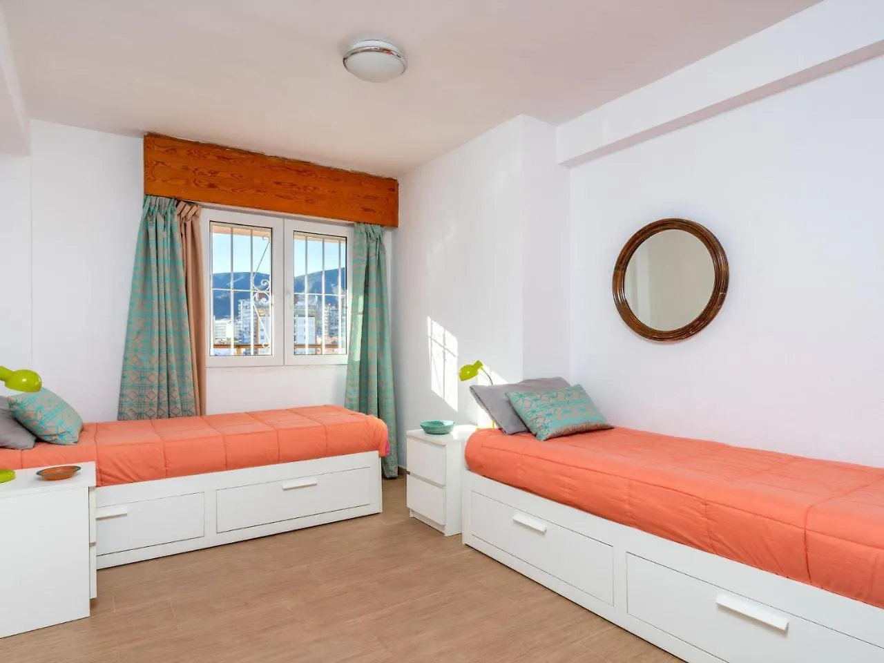Apartment Apartamento Las Coronas By Interhome Torremolinos